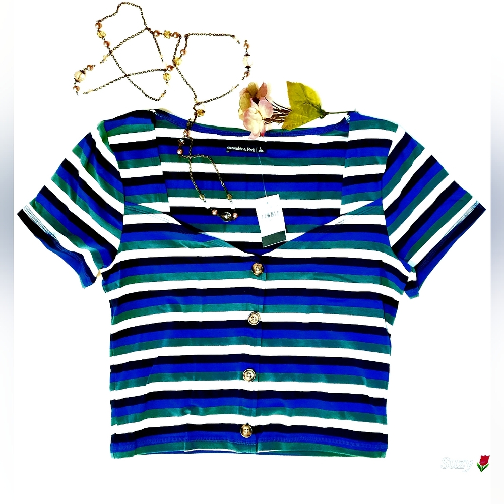 ABERCROMBIE & FITCH Striped Button-Up Crop Top